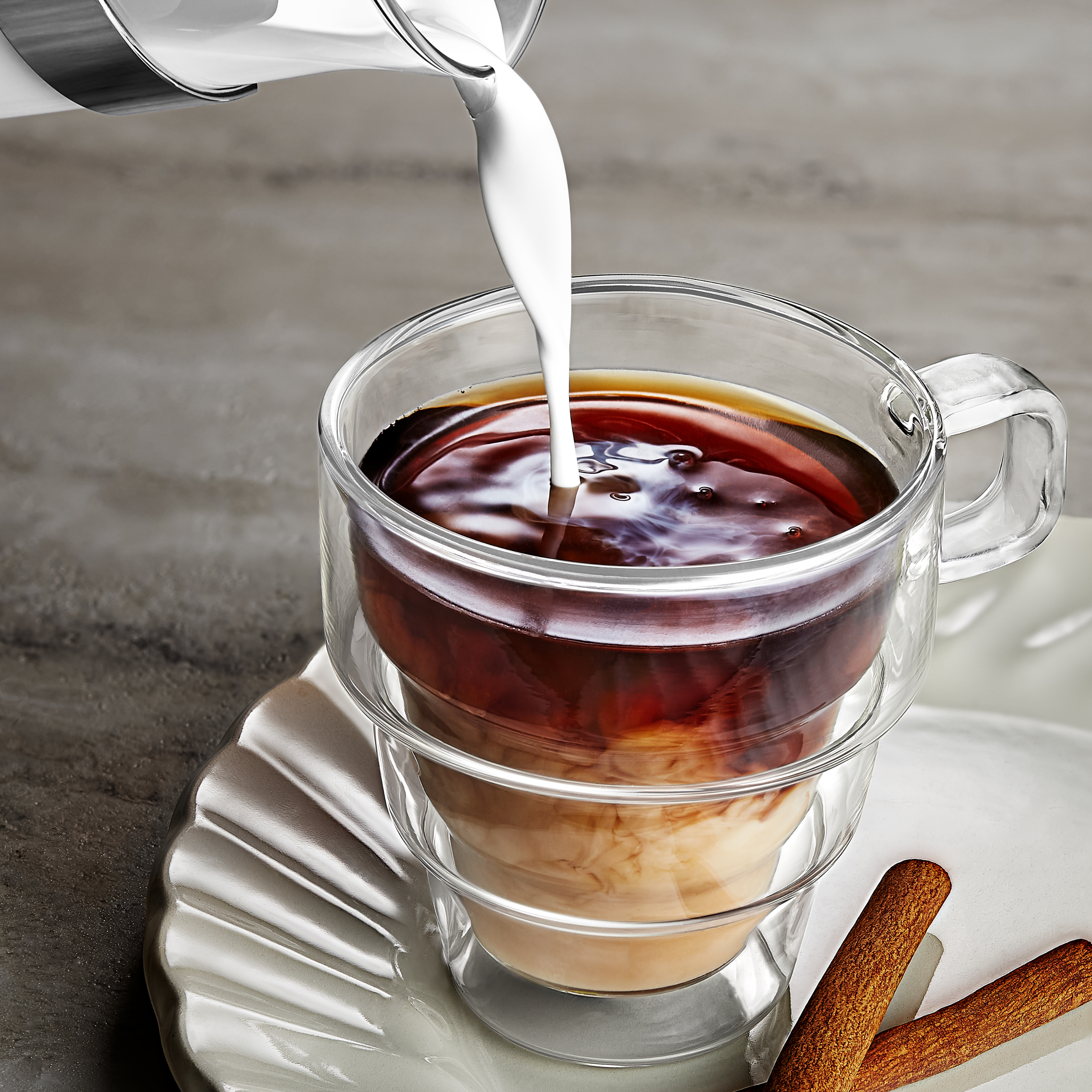 Cozy and Creative: Winter Cocktail Recipes to Warm You Up