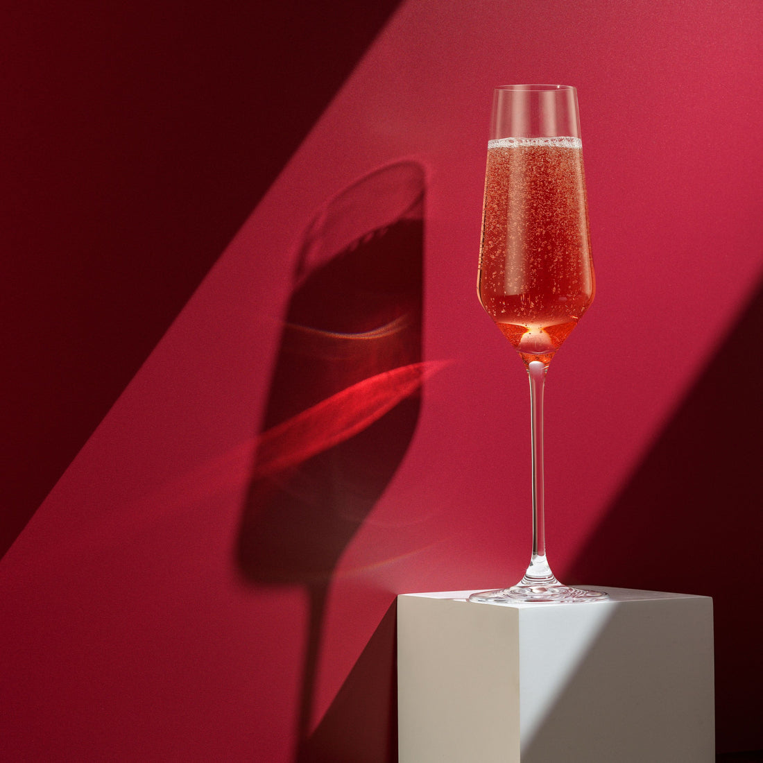 10 Sparkling New Year’s Eve Cocktails To Make