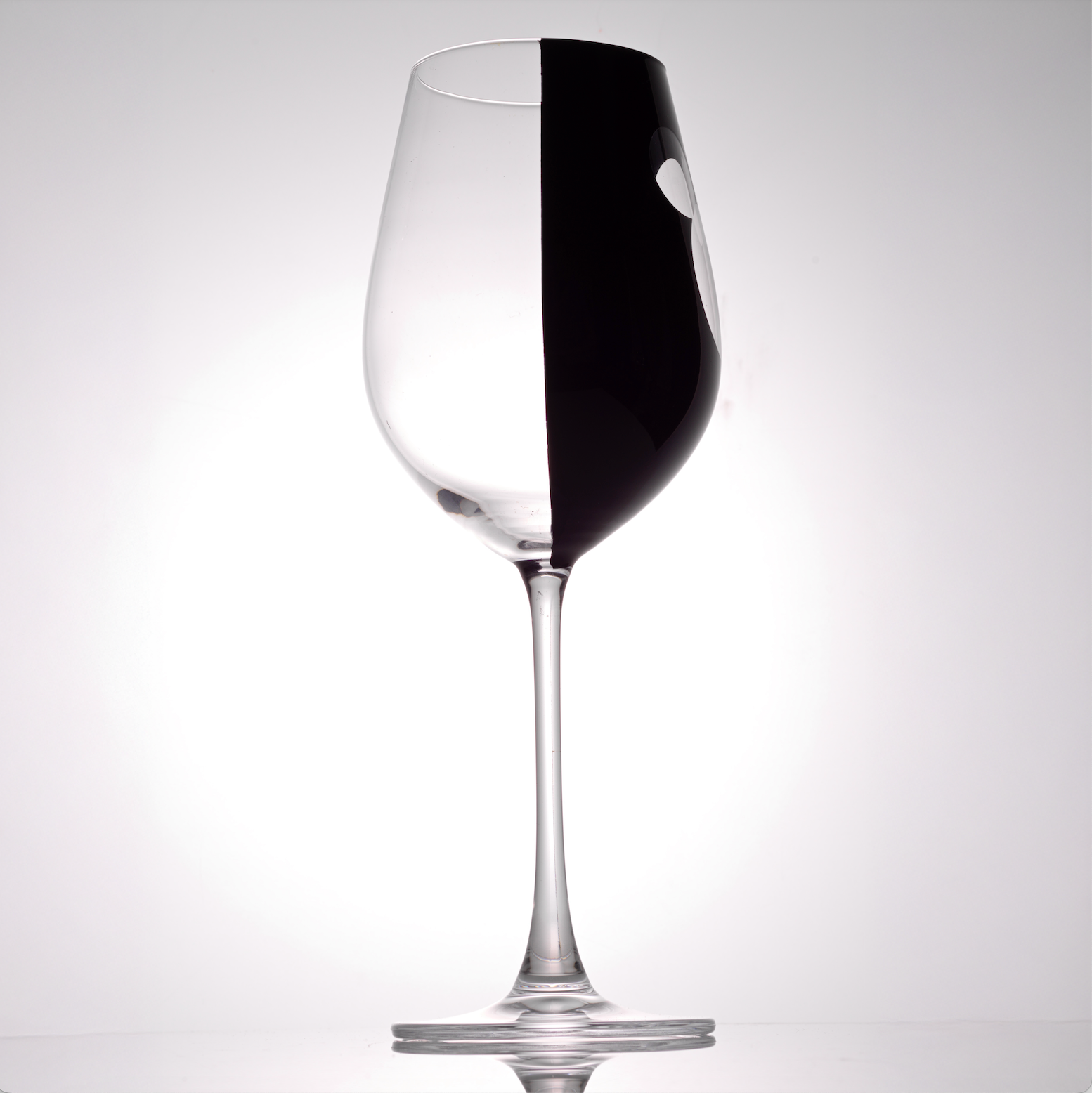 Disney Luxury Mickey Mouse Stemmed Red Wine Glass Set