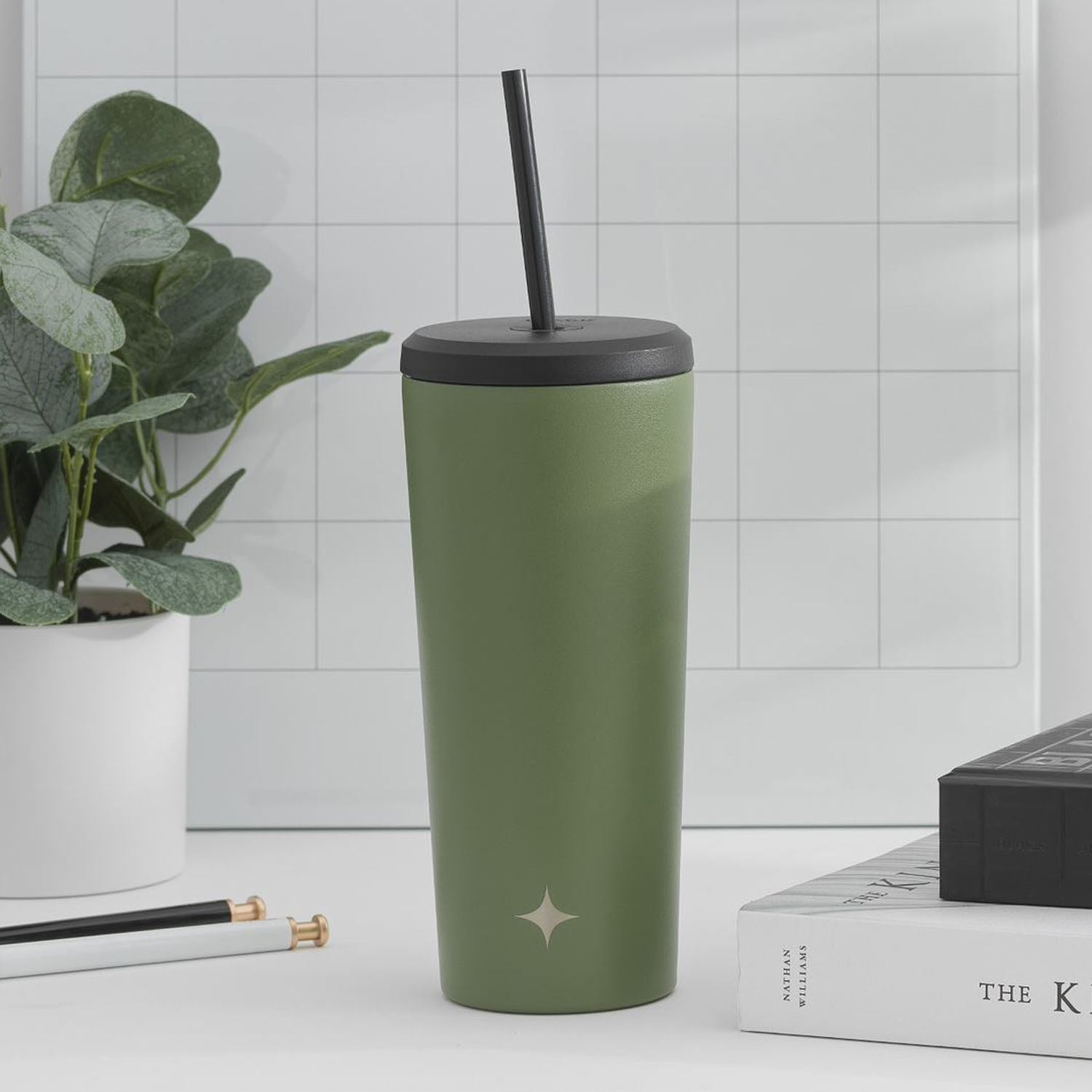 JoyJolt Vacuum Insulated Tumbler with Flip Lid and Straw