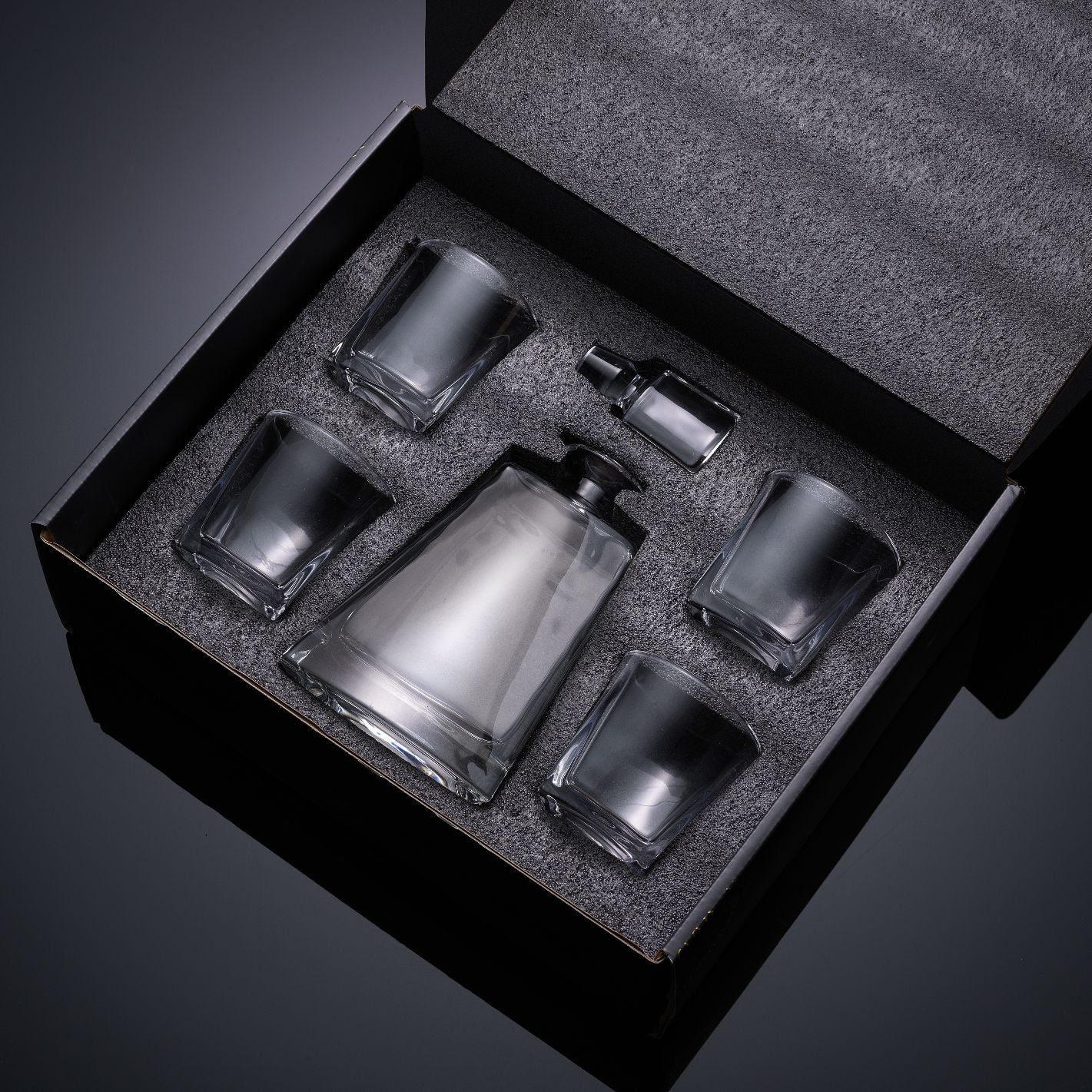 Luna Decanter Set