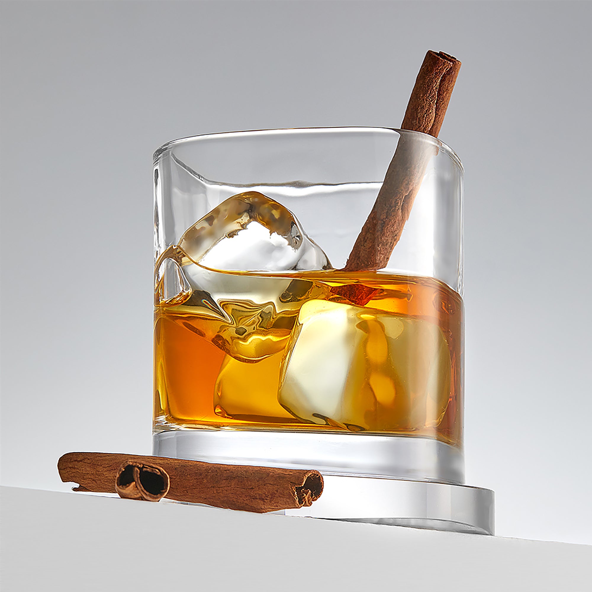 Aqua Vitae Lead Free Crystal Square Off Base Glasses