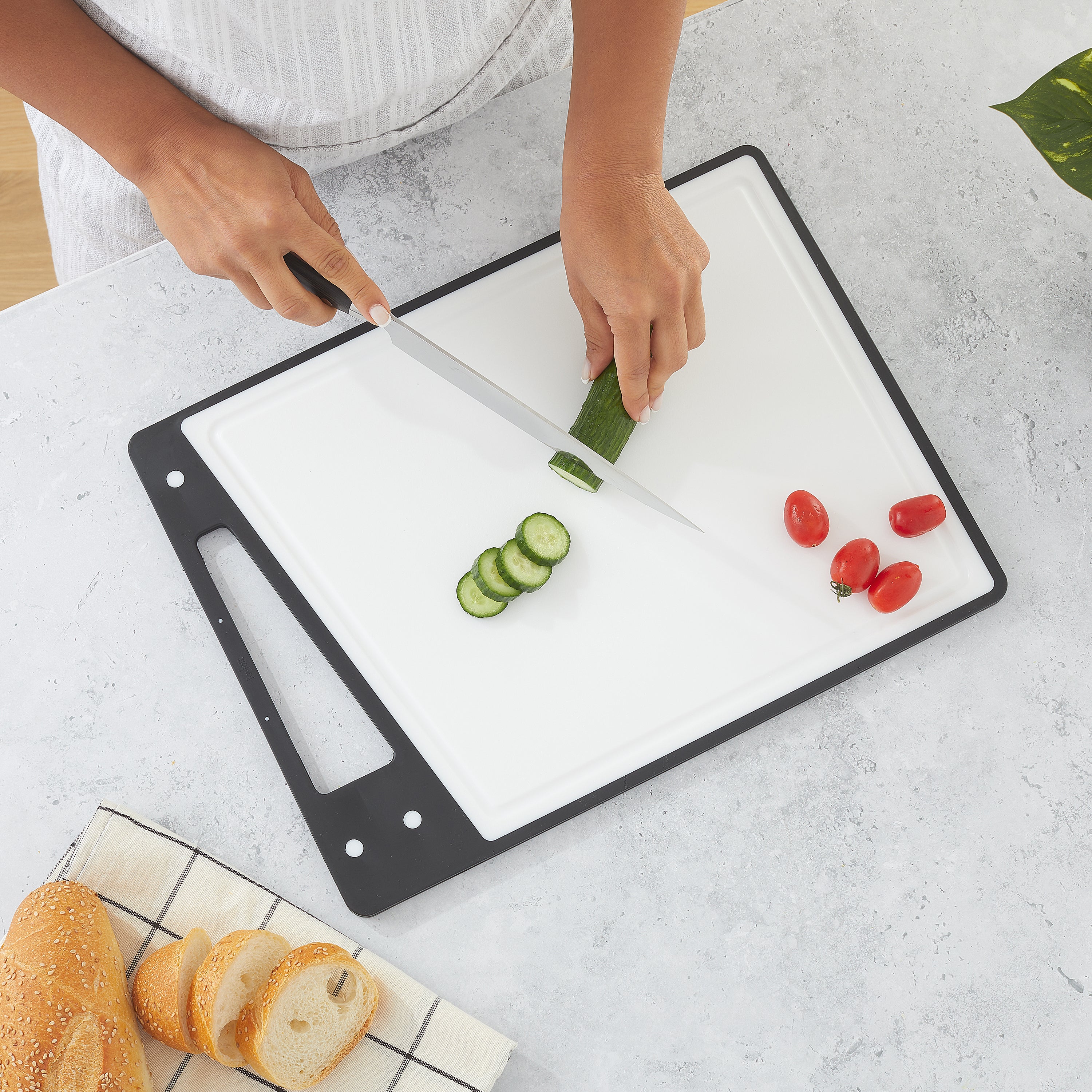 JoyJolt 3 Piece Kitchen Cutting Board Set