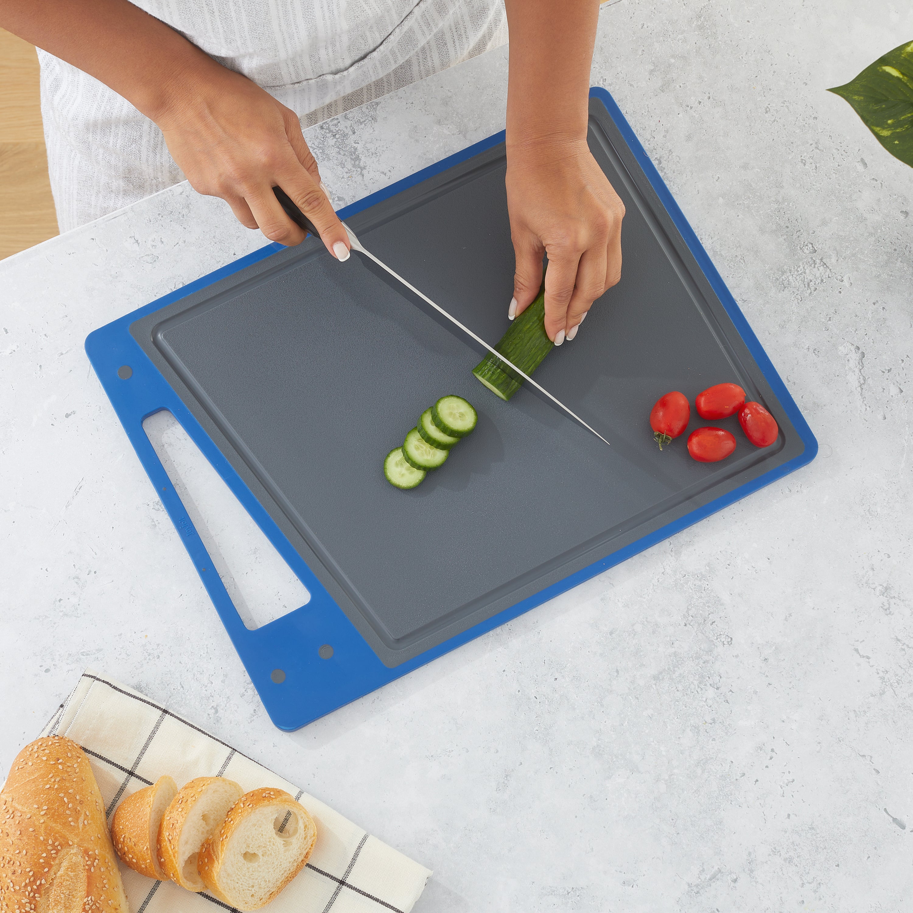 JoyJolt 3 Piece Kitchen Cutting Board Set