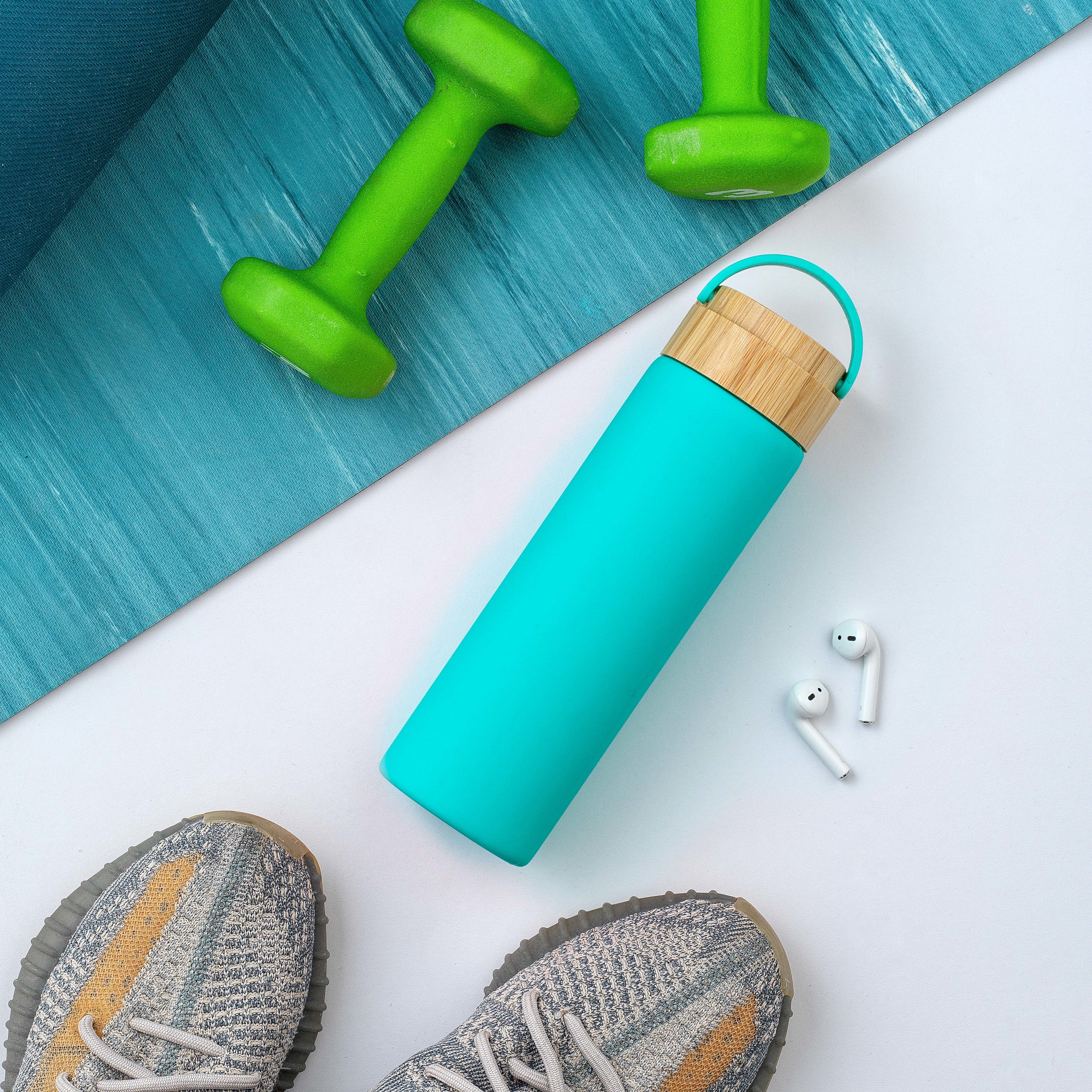 JoyJolt Glass Water Bottle with Strap and Silicone Sleeve